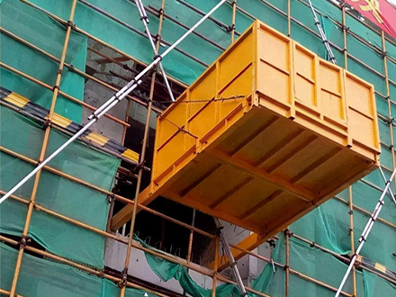 卸料平台悬挑脚手架式的安全常识